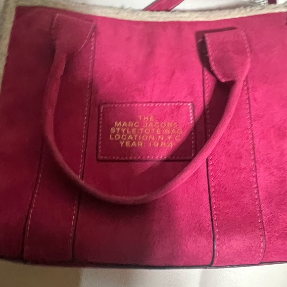 Marc Jacobs Fuchsia Tote with Shearling Trim - Picture 4 of 4